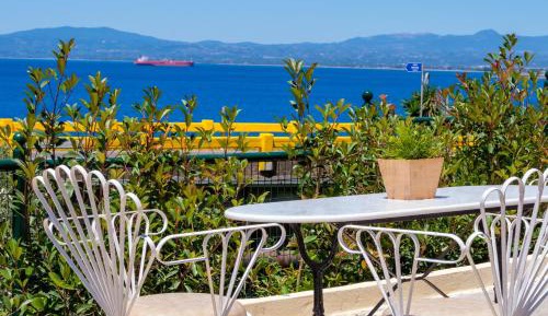 Quadruple Room with Sea View