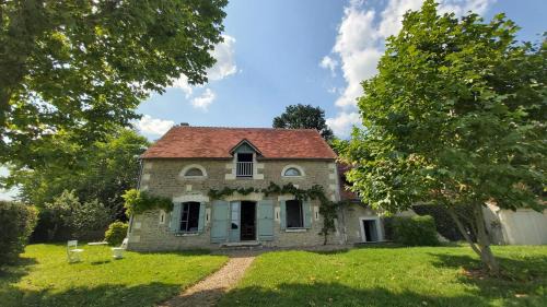 Six-Bedroom House