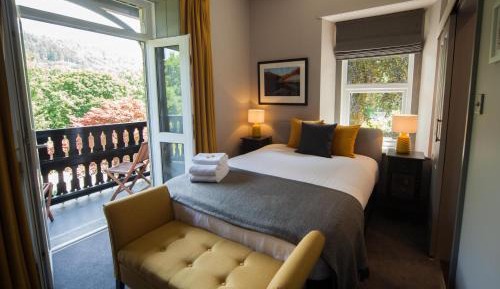 King Room with Balcony