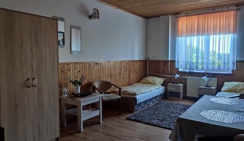 Twin Room with Private Bathroom