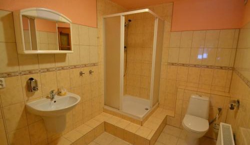Triple Room with Private Bathroom