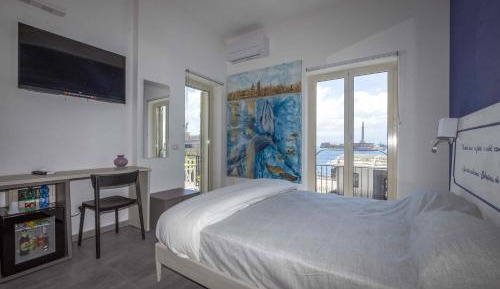 Double Room with Balcony and Sea View
