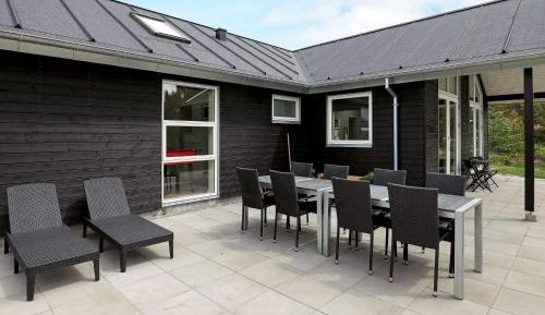 Four-Bedroom Holiday Home