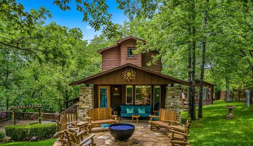Walnut Cabin