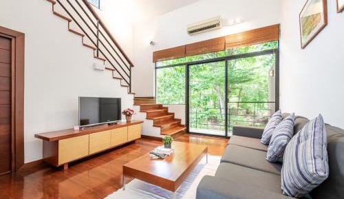 King Room with Mountain View