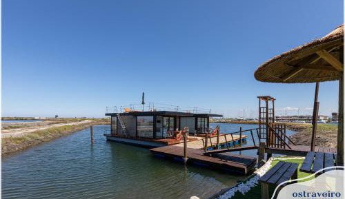 Studio Apartment with Sea View