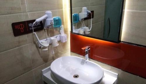 Premium Queen Room