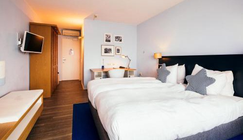 Large Twin Room