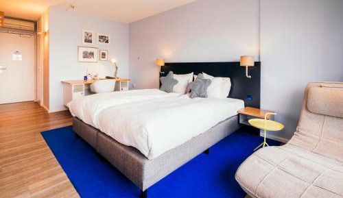 Large Twin Room with River View