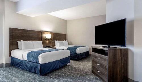 Queen Suite with Two Queen Beds - Non-Smoking