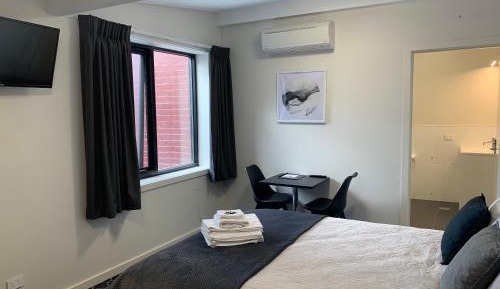 Queen Suite