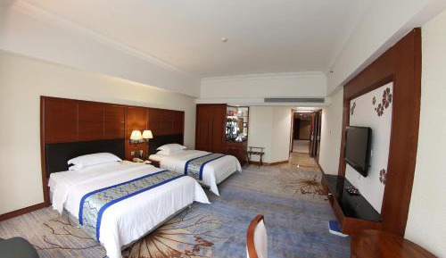 Double or Twin Room with Extra Bed