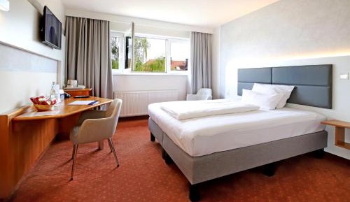 Standard Room 3 Single Beds
