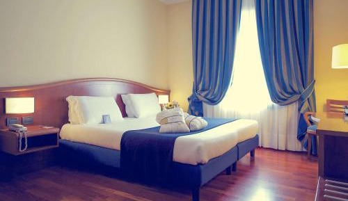 Superior Room with 1 Double Bed