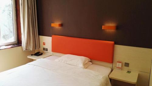Select Room
