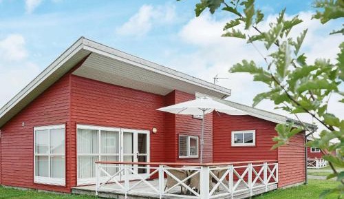 Two-Bedroom Holiday Home