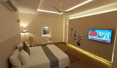 Superior King Room