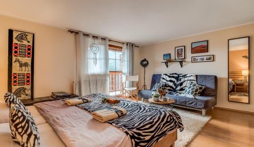Family Room with Lake View