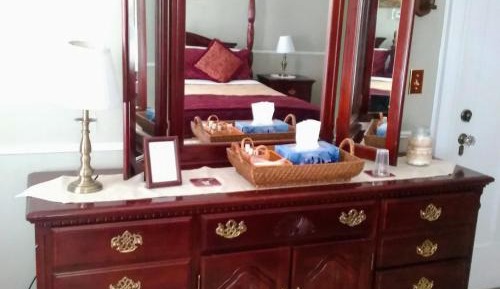 Standard Double Room with Shared Bathroom