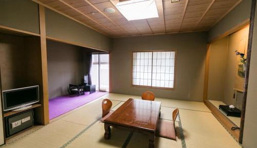 Japanese-Style Room