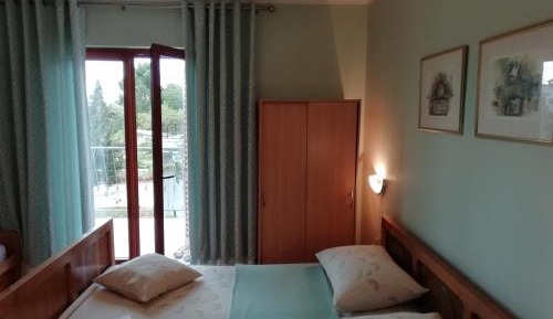 One-Bedroom with Bathroom