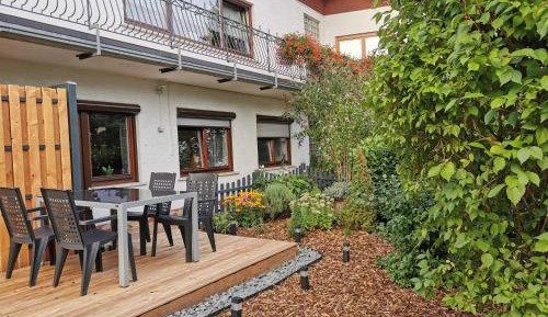 One-Bedroom Apartment with Terrace