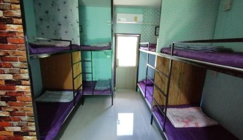 Mixed Dormitory Room