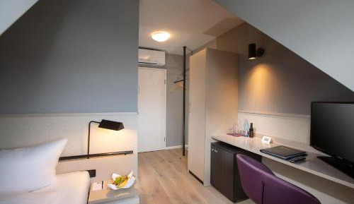 Economy Single Room