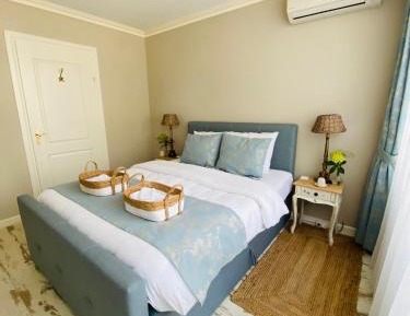 Double Room with Garden View and Terrace