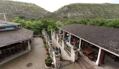 Double Room with Mountain View