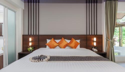 Grand Deluxe Double Room (Sunset Wing)