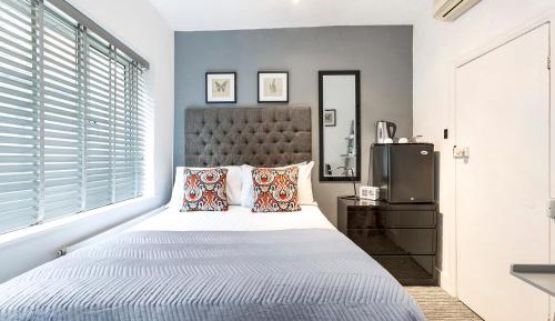 Double Room with Private Bathroom