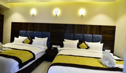 Deluxe Family Suite