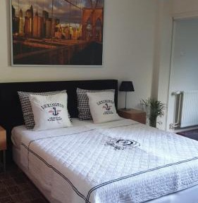 Two Connecting Double Rooms