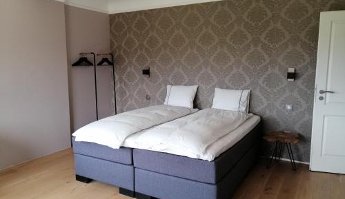 Deluxe Double or Twin Room with Mountain View