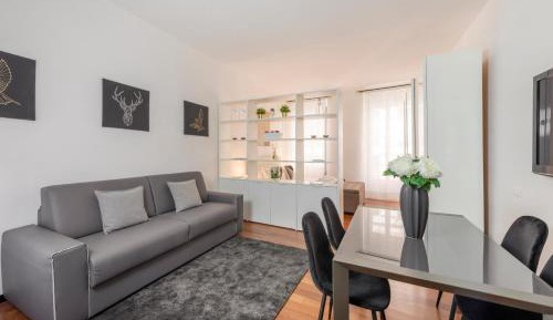 Apartment with Terrace  - Via Camperio 17