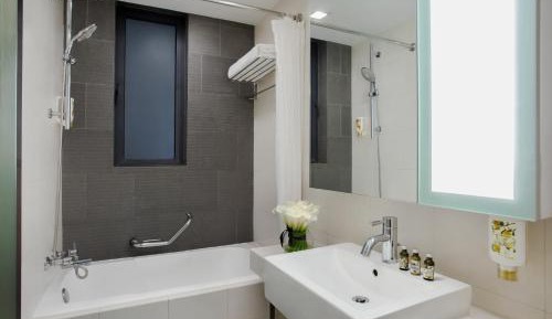 One-Bedroom Executive Apartment 