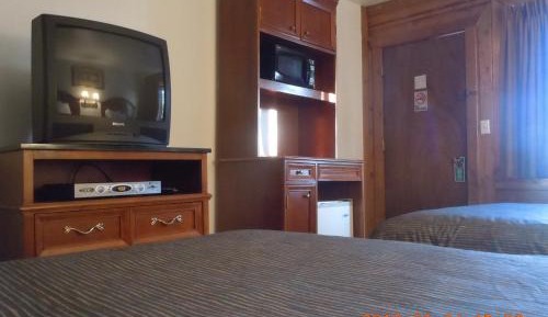 Queen Room