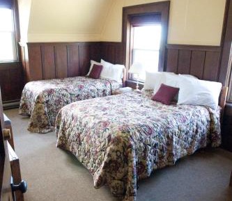 Standard Double Room with Mountain View