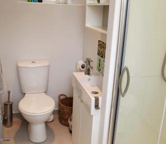 One Bedroom Apartment