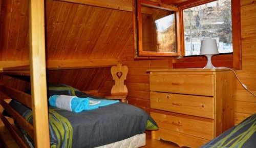 Standard Chalet