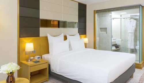 Superior King Room