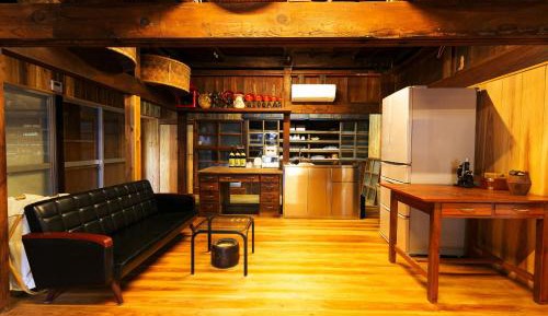 Double or Twin Room with Shared Bathroom