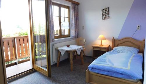 Single Room with Private Bathroom