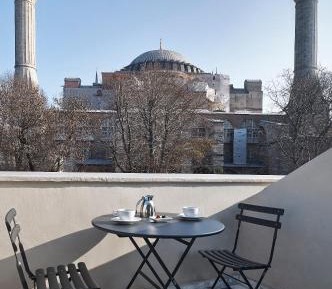Grand Deluxe Double Room with Balcony