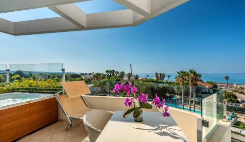 Deluxe Double or Twin Room with Spa Bath