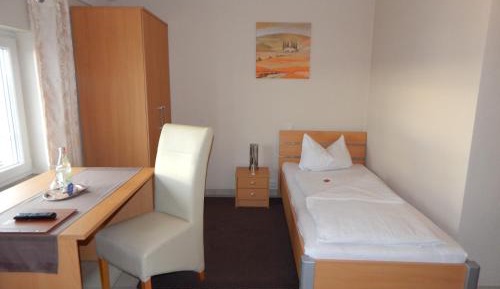 Economy Single Room