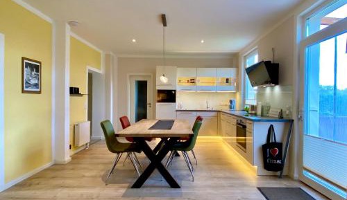 Deluxe Two-Bedroom Apartment with Garden View