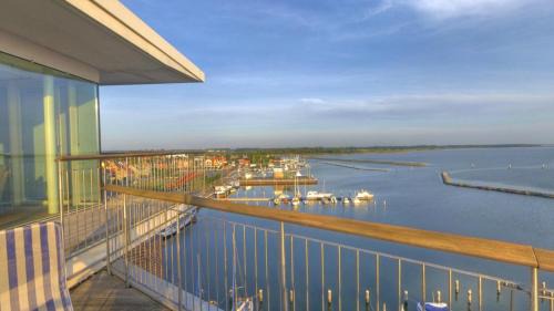 Deluxe Suite with Sea View