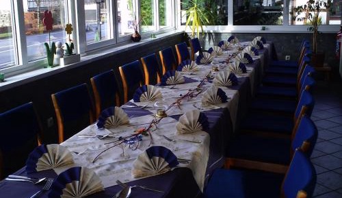 Single Room with Shared Bathroom